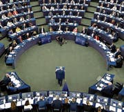 EU-Präsident Jean-Claude Juncker (Mitte) musste für seine Aussagen viel Kritik einstecken. (Bild: Jean-François Badias/AP (Strassburg, 13. September 2017))