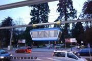 So könnte die vom Krienser Carlo Cobetti initiierte Schwebebahn aussehen. (Bild: Visualisierung Visualizer GmbH Luzern)