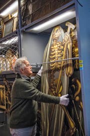 Kurt Lussi, Experte über Geistersagen, im Historischen Museum.Bild: Dominik Wunderli (Luzern, 27. Oktober 2016)