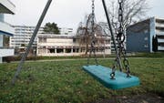 Hier in der Riedmatt soll ein Quartiertreffpunkt entstehen. (Bild: Stefan Kaiser (Zug, 15. Januar 2018))