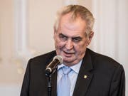 Der tchechische Präsident Milos Zeman findet, dass nicht nur der Finanzminister, sondern auch der Regierungschef zurücktreten sollen (Archiv). (Bild: Keystone)