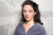 «Ein kleines Team arbeitet mit echten Menschen an deren eigenen Schauplätzen zusammen.» Regisseurin Micah Magee über ihre Arbeitsweise (Bild: Look Now/PD)