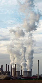Ein Kohlekraftwerk bei Grevenbroich im deutschen Bundesland Nordrhein-Westfalen. (Bild: Sascha Schürmann (3. April 2014))