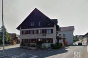 Hier beim Restaurant Ebel in Baar hat sich der Raubüberfall zugetragen. (Bild Google Maps)
