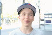 «Bern spielt besser zusammen als Zug. Ich freue mich auf das nächste Spiel.» Zeno Wolfsteiner (13), Zuger Schüler und Bern-Fan. (Bild: Stefan Kaiser/ZZ, 7. April, Zug)