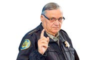 Joe Arpaio, rabiater, umstrittener, abgewählter und von Donald Trump begnadigter Sheriff. (Bild: Ross D. Franklin/AP (Phoenix, 18. Dezember 2013))