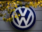 Geschädigte Aktionäre verlangen vom VW-Konzern über acht Milliarden Euro. (Symbolbild) (Bild: KEYSTONE/AP/MARKUS SCHREIBER)