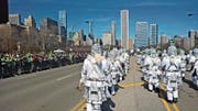 Die Luzerner Guuggenmusig Noggeler an der St. Patrick’s Day Parade 2015 in Chicago. (Bild: PD)