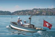 Das Dampfboot «Charlotte» trat gestern auf dem Vierwaldstättersee seine letzte Fahrt an, bevor es im Herbst ins Verkehrshaus kommt. (Bild: Boris Bürgisser (Luzern, 20.Juni 2017))