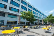 Die Uni Luzern hat falsche Rechnungen verschickt. (Bild: Dominik Wunderli / Neue LZ)