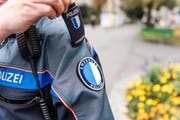Damit die Luzerner Polizei entlastet werden kann, sollen im Kanton in weniger heiklen Bereichen neu sogenannte Sicherheitsassistenten zum Einsatz kommen. (Symbolbild) (Bild: Roger Grütter)