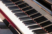 Ein Klavierhändler soll gestohlene Pianos weiterverkauft haben. (Bild Roger Zbinden)