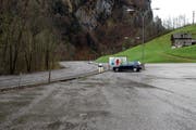 Im Bereich des Schlattli-Parkplatzes der Stoosban soll der Horärank-Tunnelausgang liegen. (Bild Andrea Schelbert/Neue SZ)