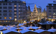 Am Weihnachtsmarkt in Einsiedeln haben zwei Abfallsäcke gebrannt (Symbolbild). (Bild: Keystone)