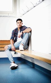 Robin Benhauresch (im Stadion Hertiallmend) will Chirurg werden. (Bild: Stefan Kaiser (Zug, 27. September 2017))