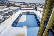 Auf dem Dach der Swissporarena wird es möglicherweise doch keine Solaranlage geben. (Bild: Philipp Schmidli / Nuee LZ)
