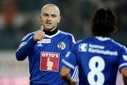 Der FC Luzern zählt auch im kommenden jahr auf die Tore von Marco Schneuwly. (Bild: Philipp Schmidli)
