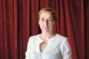 Judith Hermann (46) wirft grosse Fragen auf und verleitet dazu, die Antworten selber zu suchen. (Bild: Keystone)