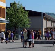 Für diue Reform der Sekundarstufe - im Bild das Schulhaus Ebnet - ist eine Arbeitsgruppe eingesetzt worden. (Bild: PD)
