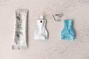 Der Inhaler Perlamed-Blistair von CPH in seine Einzelteile zerlegt. (Bild: Roger Grütter (Perlen, 22. September 2017))