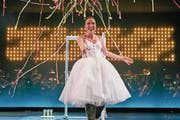 Sopranistin Nicole Chevalier begeisterte in der Oper «La Traviata» unter der Regie des neuen Intendanten Benedikt von Peter. (Bild: Ingo Höhn/Luzerner Theater)