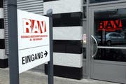 Eingang des regionalen Arbeitsvermittlungszentrum Ob- und Nidwalden in Hergiswil (Archivbild). (Bild Oliver Mattmann)