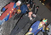Katzenmusik in Flüelen. (Bild Elias Bricker/Neue UZ)