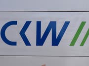 Logo des Luzerner Stromproduzenten CKW: Die Axpo-Tochter hat im vergangenen Halbjahr ihre Rentabilität verbessert (Archiv) (Bild: KEYSTONE/URS FLUEELER)