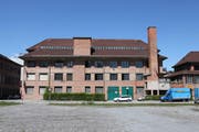 Der Crinolbau an der Emmenweidstrasse 58a wurde 1911 gebaut. 1922 erfolgte ein Aufbau mit dem charakteristischen Wadmdach nach den Plänen der Möri & Krebs Architekten. (Bild: PD)