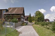 Hier beginnt neu die Tempo-30-Zone von Inikon. (Bild: map.google.com)