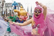 Die «Chottlebotzer» zelebrierten aufs Wildeste «1001 Nacht». (Bild: Philipp Schmidli (Luzern, 8. Februar 2018))