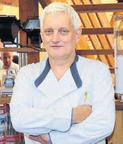 ... Peter Merz verwöhnen ihre Gäste dieses Jahr mit Schwyzer Gerichten. (Bild: Daniel Frischherz / Archiv)