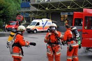 Angehörige der Stützpunktfeuerwehr Stans im Einsatz. (Bild: Adrian Venetz / Archiv NZ)