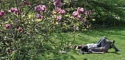 Ob das Wetter an den Ostertagen dieses Jahr ins Freie lockt, ist noch ungewiss. (Bild: Ennio Leanza/Keystone (Zürich, 8. April 2017))