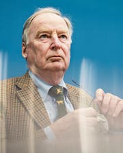 AfD-Spitzenkandidat Alexander Gauland sorgte zuletzt mit Aussagen zur Wehrmacht für Aufsehen. Auf deren Leistungen in zwei Weltkriegen könne man stolz sein, so Gauland. (Bild: Florian Gärtner/Getty (Berlin, 15. Mai 2017))