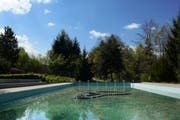Gemäss Beschluss des Luzerner Stadtrats soll das Schwimmbad Zimmeregg diese Sommersaison nicht in Betrieb genommen werden. (Bild: Nadia Schärli / Neue LZ)