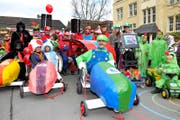 Zum 17. Mal am Start des Sarner Kinderumzugs: die IG Obwaldnerhof. (Bild Geri Wyss)