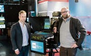 Greg Beitchman von CNN International (links) und Christophe Rasch, CEO von CNN Money Switzerland. (Bild: Facebook/CNN Money Switzerland.)