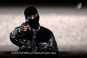 Die Selbstdarstellung des IS gehört zum Mythos, mit dem er sich mächtiger gibt, als er wirklich ist. (Bild: AFP)