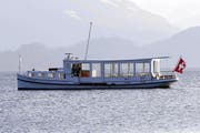 Die Schifffahrtsgesellschaft für den Zugersee hat 2015 zwölf Prozent mehr Passagiere befördert als im Vorjahr. (Bild: Werner Schelbert / Neue ZZ)