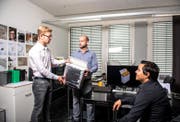 Sie wollen die Kompostierung revolutionieren: (v.l.n.r.) Benjamin Flechsig, Peter Schmidlin und Peter Ruppeiner. (Bild: Roger Grütter / LZ)