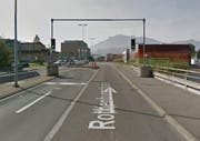 Auf der Überführung Rothenburgerstrasse müssen Belagsarbeiten durchgeführt werde. (Bild: Google Streetview)