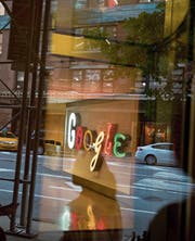 Internetfirmen wie Google zahlen oft wenig Steuern. (Bild: Michael Nagle/Getty (New York, 22. August 2016))