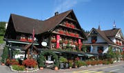 Das «Swiss-Chalet» in Merlischachen. (Bild: PD)