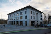 In Menzingen (im Bild das Rathaus) muss erneut über das Verkehrsgutachten abgestimmt werden. (Bild: Stefan Kaiser (23. Januar 2018))