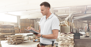 Unternehmen, die zwischen 2 und 25 Mitarbeitenden zählen, können sich neu gegen Krankheit und Unfall absichern. Im Ernstfall kommen ein eigens dafür erstellter Notfallplan und ein Krisenmanager der Zurich Versicherungen zum Einsatz. (Bild: PD)
