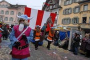 Die Gruppe Bobrad Kerns zeigte, wo die starken Männer zu finden sind. (Bild Geri Wyss/Neue OZ)