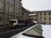 Die Unterführung wurde stark beschädigt. (Bild: Zuger Polizei)