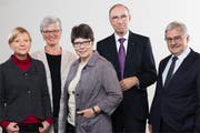 Die St. Anna-Stiftung (von links): Patrizia Galizia, Bereichsleitung Infrastruktur, Bernadette Schaller-Kurmann, Geschäftsleiterin, Schwester Heidi Kälin, Generaloberin, Ludwig Renner, Präsident Stiftungsrat und Walter Graf, Mitglied Stiftungsrat (Bauprojekte). (Bild: PD)