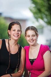 Ein erfolgreiches Team: die Schüpferi-Meitli Silvia (links) und Anita Bucher aus Buochs. (Bild Corinne Glanzmann)